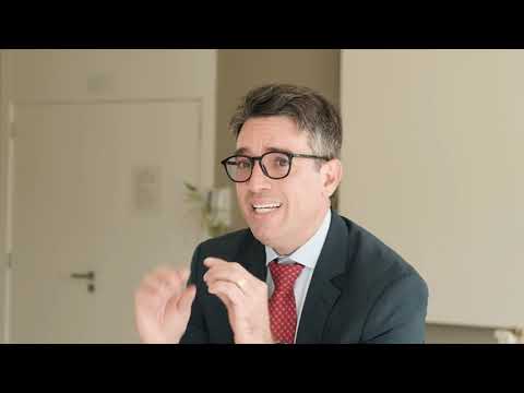 QUEM DEVE PAGAR A COMISSÃO DE CORRETAGEM IMOBILIÁRIA:  COMPRADOR OU VENDEDOR - LEONARDO AZEVEDO