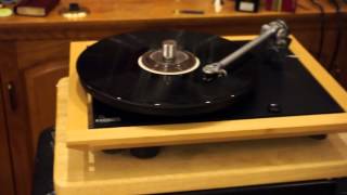 Video thumbnail for Rega Planar 25 plays 蔡琴 by Linn Specialist