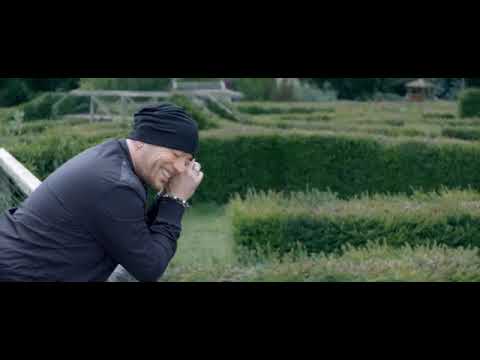 Videoclip de Un homme est passé — Pascal Obispo