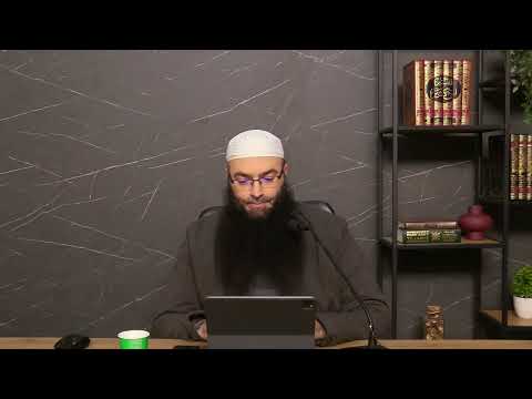 94) Esh-Sherh El-Mumti - Kapitulli i namazit (Dallimi mes imamit dhe xhematit sa i përket nijetit)