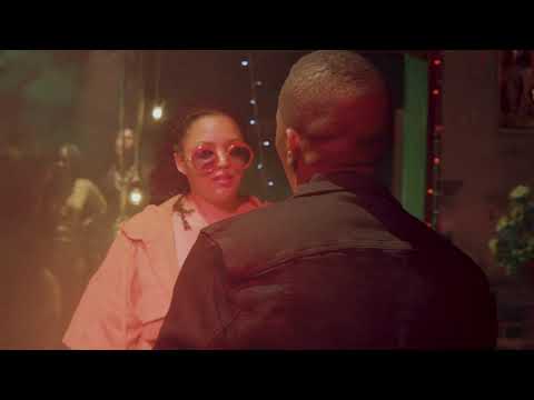 Babou Tight king ft Tom Close  NAUGHTY GIRL (Official Video)