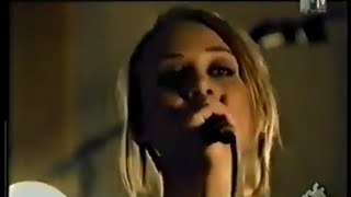 Hooverphonic - 2Wicky (live at TMF 2000)