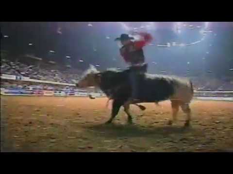Cory Melton vs I'm A Bad Cat - 04 PBR Fort Worth (88.5 pts)