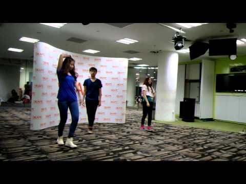 120921 KPOP Dance Off Vol 27: SNSD - Paparazzi