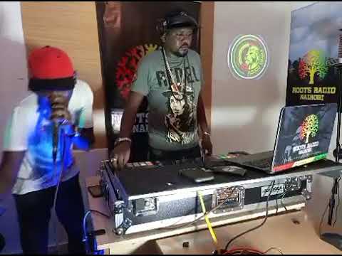 Djmantell Mc Bobo AguguFamily live on Roots Radio Nairobi