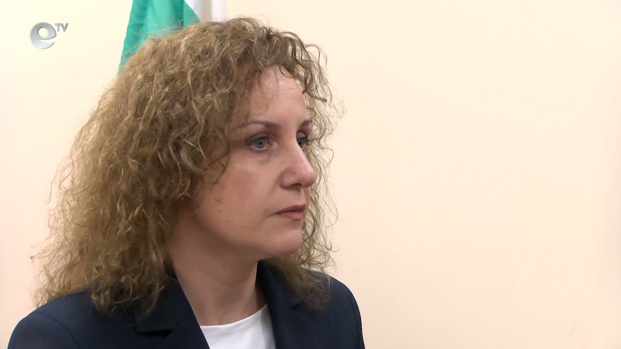 Катя Панева официално зае поста Областен управител на Хасково