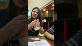 Download lagu TERBARU VANIA GEMASH LIVE DI RESTAURAN , CANTIK NYA 😍 mp3 Download lagu TERBARU VANIA GEMASH LIVE DI RESTAURAN , CANTIK NYA 😍 mp3