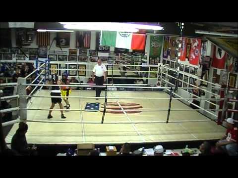 2014.11.02 22 Arthur Garcia (Aleman Fresno 10 92) vs Anthony Caballero (Lemoore 9 87)