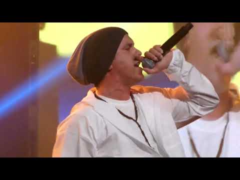 Young Black Teenagers - Tap the Bottle - Yo! MTV Raps 30th Anniversary at Barclays Center on 6/1/18