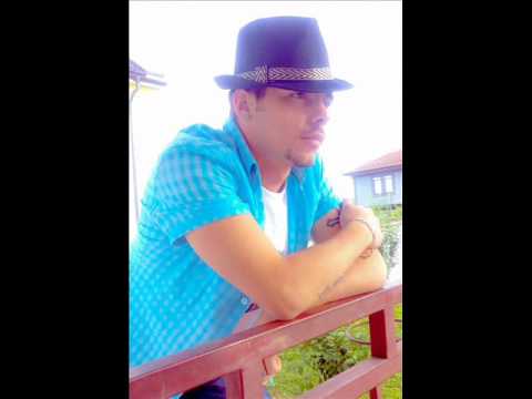 Astro Mc Ft. PhoNix - Ule Kryt (Official Song 2012)