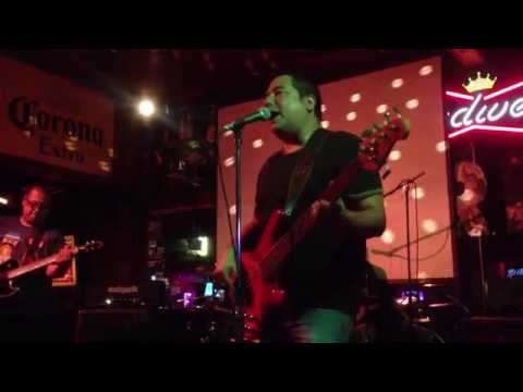 Gadget Car - Pan Dulce (Live)