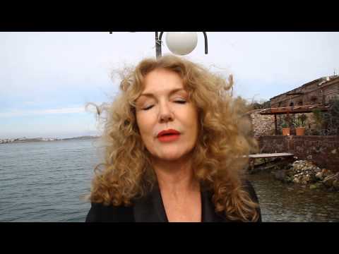 AYVALIK BELGESELİ SUNA YILDIZOĞLU