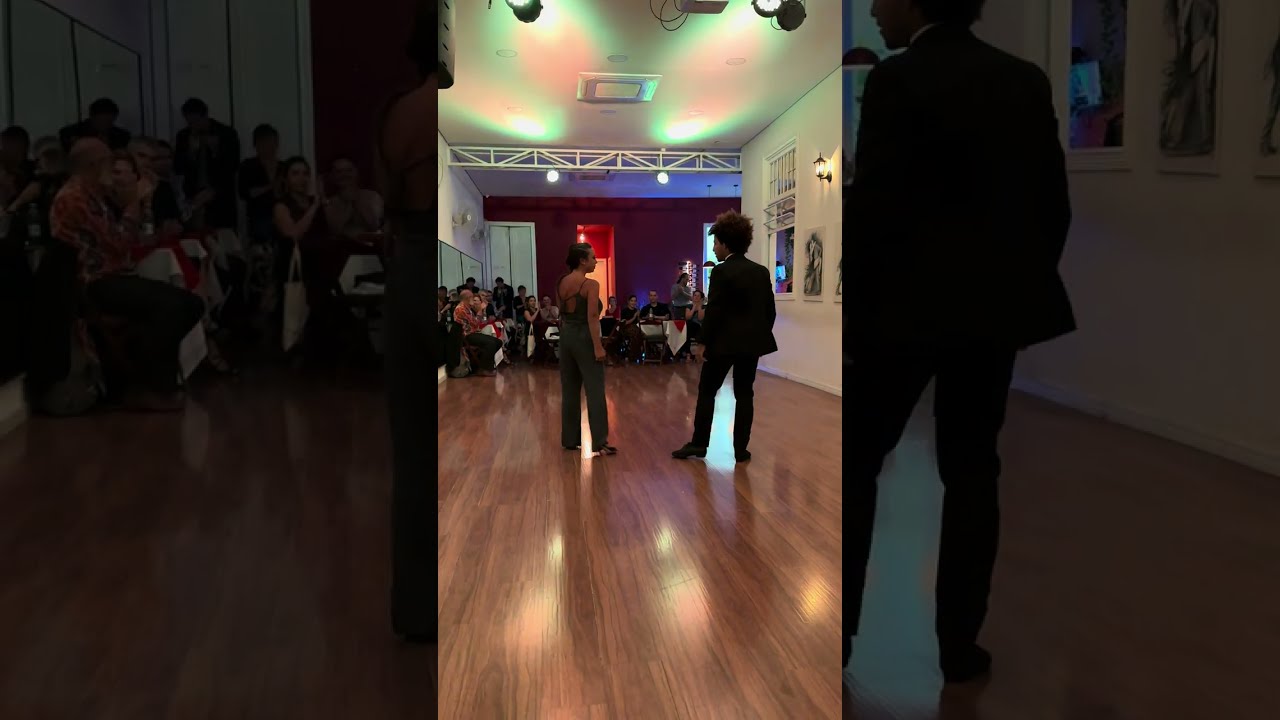 Video thumbnail for Gaby Mataloni & Vinicius Souza na Milonga Cía Lu Mayumi 2