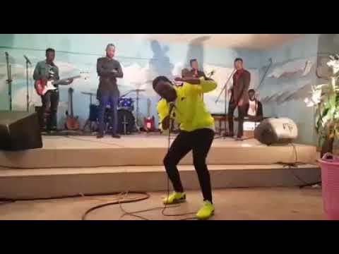 One COLLINs 2020- MWEBANTENTEMUKA(Live Video) ZAMBIAN GOSPEL MUSIC VIDEOs 2020