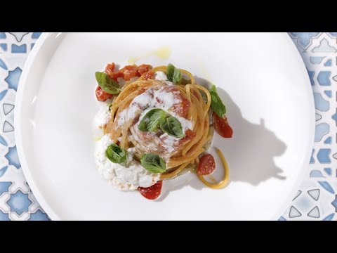 Spaghetti Voiello con pomodoro, melanzana e burrata - La ricetta dello Chef Cannavacciuolo