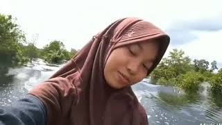 preview picture of video 'Waw! Sungai kopau kelurahan kerumutan begitu indah.'