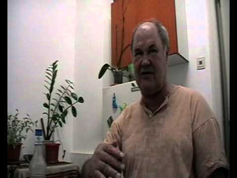 Poetul Constantin Bojescu recita poemul "Iaca!" dupa numai doua pahare de palinca