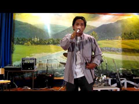 Thearit ft. KHMER RAP BOYZ - Live KlapYaHandz " 帥氣的阿公