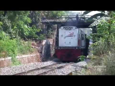 KLB Kricak Melewati Viaduct Slawi