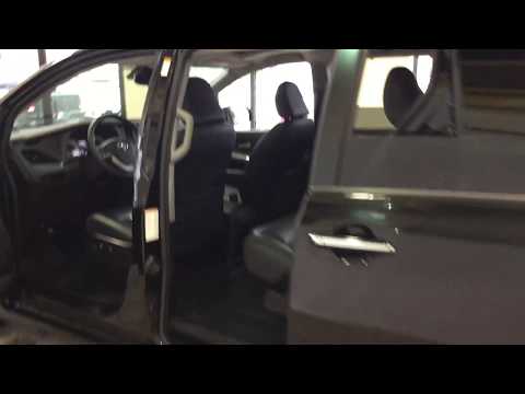 2018 Toyota Sienna Black Minivan