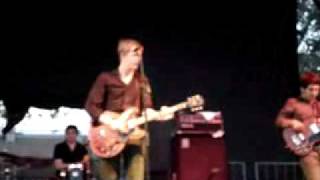 Spoon : Stay Don&#39;t Go (pitchfork)