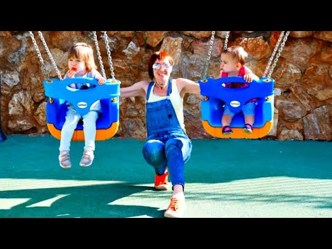 Bianca und Marta auf dem Spielplatz. Kinder Video  auf Deutsch | Ich heiße Bianca