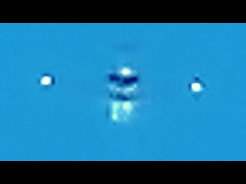 Mysterious and Scary Flying Humanoid UFO in California - FindingUFO Video