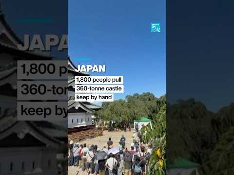 Japan: 1,800 people pull 360-tonne Hirosaki Castle keep by hand