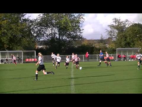 01 Alphense Boys D2 - Meerburg D1 fase 1e helft I voorzet Tim