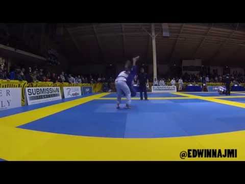 Flying Triangle Highlight | Edwin Najmi