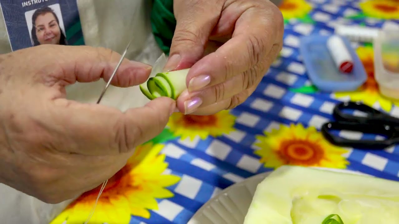 No Trecho | Doce de mamão decorado: sabor e tradição no curso do Senar/MS