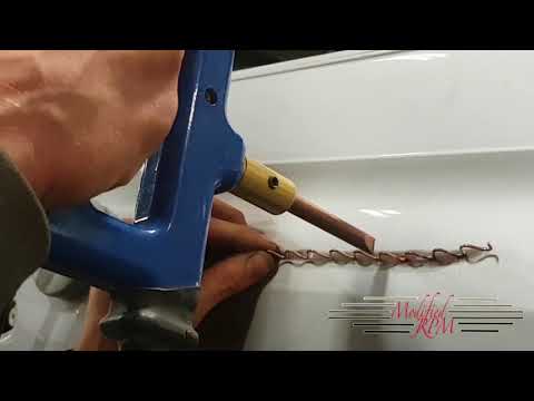 DFX DF505 The Maxi   Wiggle Wire Quick Demonstration