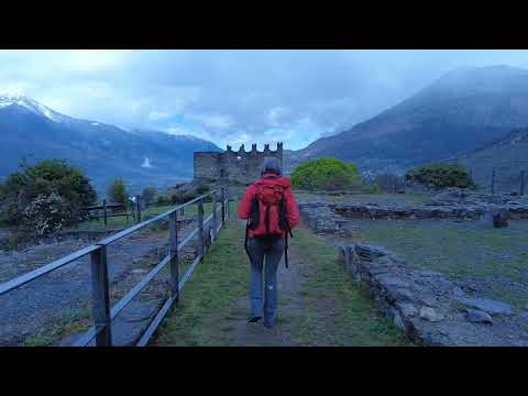 Sentiero dei Castelli e delle Chiese ( Castello Grumello e Castello di Mancapane)