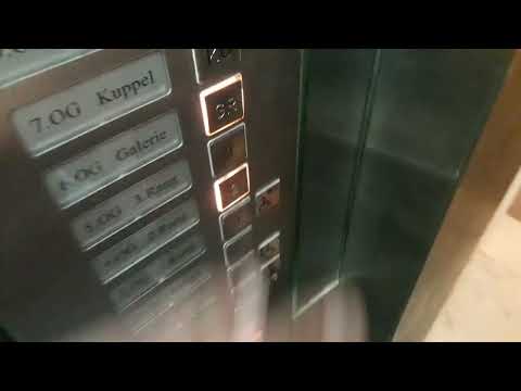 Asco Aufzug bei Bayerische Staatsoper, Max-Joseph-Platz 2, 80539, Munique, Alemanha