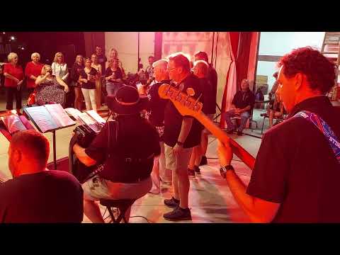 Cheektowaga Polish American Arts Festival 2023 - Dynatones - Don't Fight Girls Polka