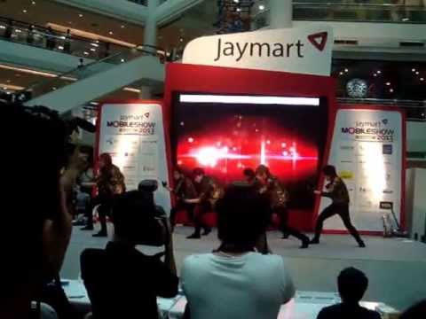 Defvalen Cover Infinite @Jaymart MobileShow 2013