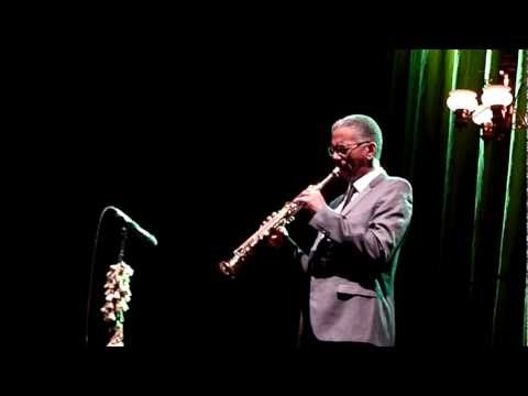 Hugh Laurie - Vincent Henry- Dear Old Southland - Grand Rex [HD]