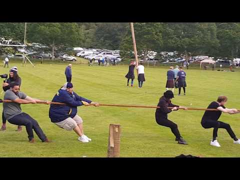 Highland Games de Kenmore, Escocia - juego de la cuerda