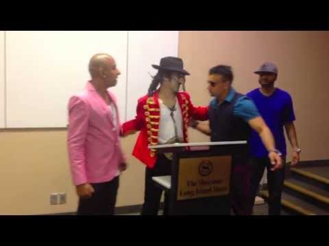 Bonafide (Maz & Ziggy) meet Micheal Jackson- Sing&Dance