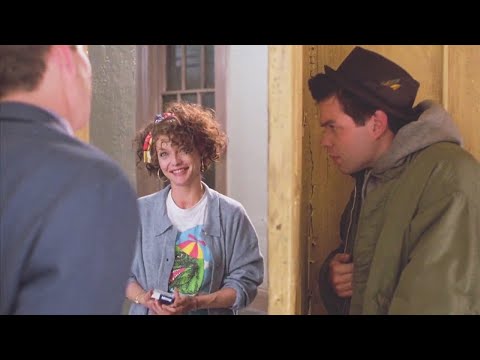Married to the Mob (1988) | Angela meets Mike and later asks him out on a date