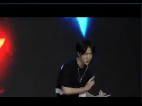 YIBO- UNIQ (Sexy Dance Solo)