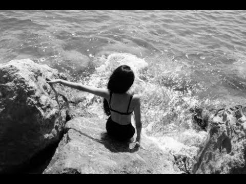 The Girl Sui-side at Karachi beach