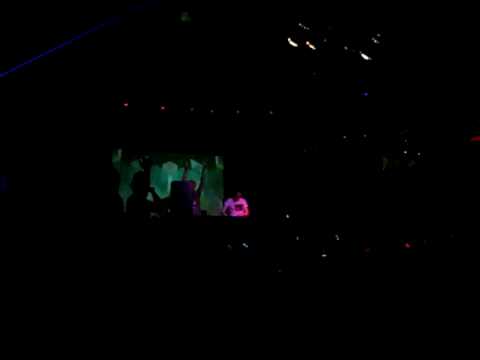 W&W At The Guvernment For Contact 12-04-2010