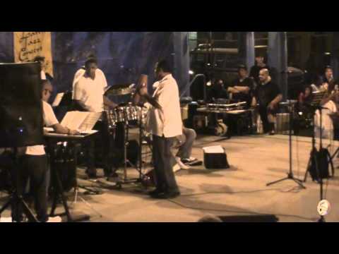 Yoko-Los Hombres Son.