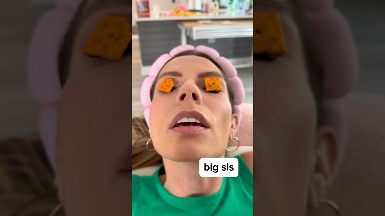 WHEN MOM PUTS BIG SIS IN CHARGE