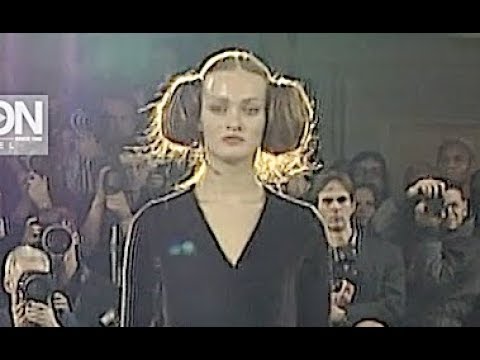 ALLY CAPELLINO Fall 1999 2000 London - Fashion Channel
