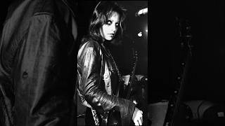 Download lagu The first female punk star mp3 Download lagu The first female punk star mp3