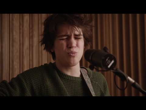 Song Circles: Live Lounge - Julian LeBen performing 'New York'