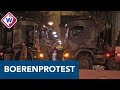 Legertrucks blokkeren wegen in Den Haag vanwege boerenprotest