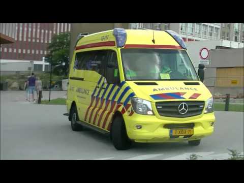 Compilatie spoed ambulances en lichtshowtjes ambulances in Zaandam